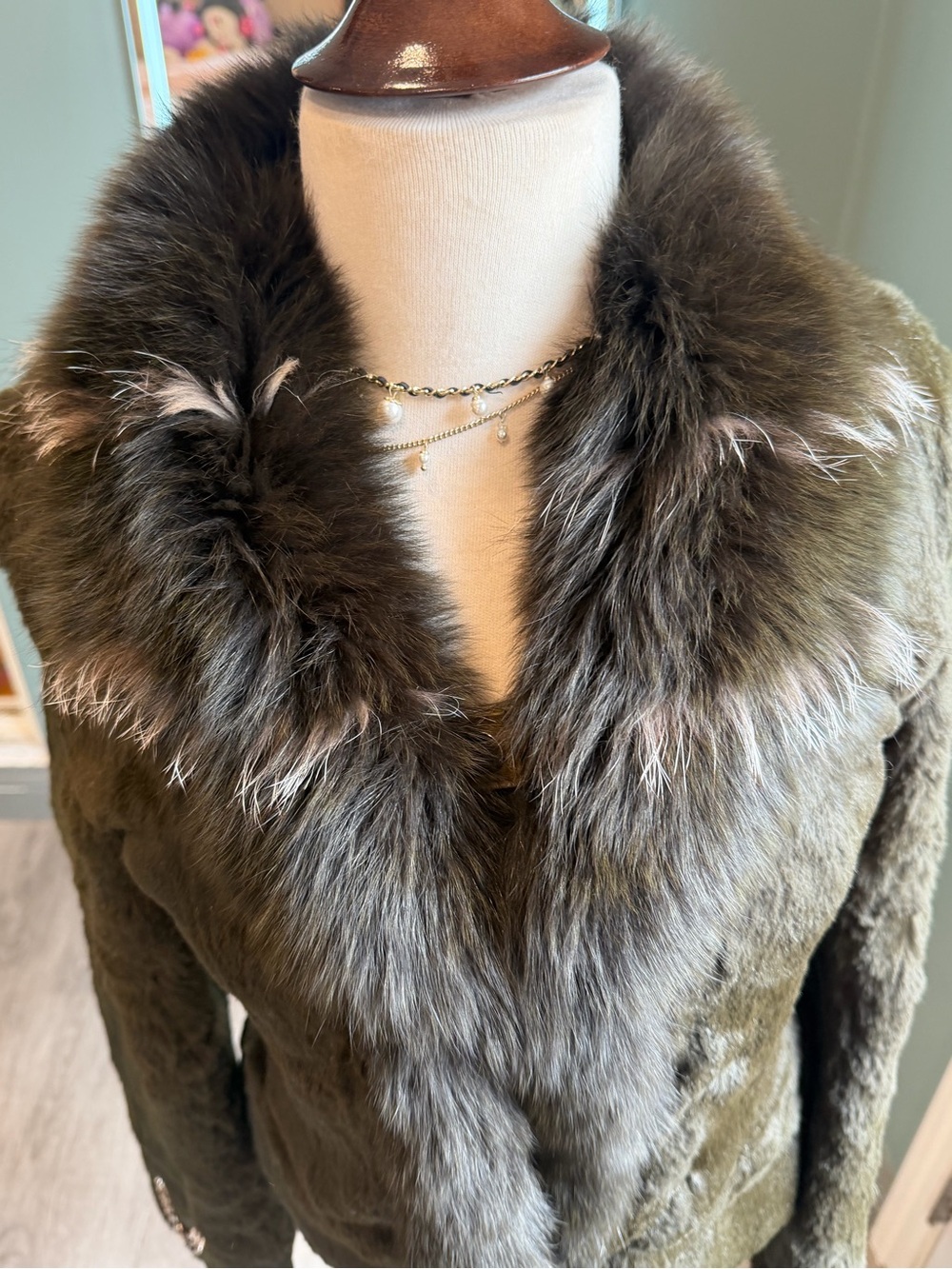 Vintage Rabbit Fur Jacket with Fox Fur Collar 🤎 - Picture 2 of 8